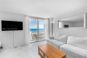 401 Ocean Dr APT 807, Miami Beach, FL 33139, Sold 07/16/24