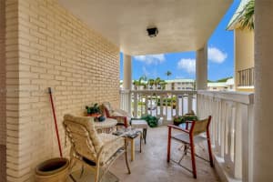 16 Colonial Club Dr APT 203, Boynton Beach, FL 33435, Sold 08/20/24