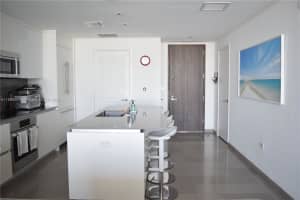 68 SE 6th St Apt 2306, Miami, FL 33131, Sold 03/14/25