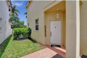 6968 SW 148 Ln, Davie, FL 33331, Sold 08/22/24