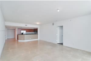 14951 Royal Oaks Ln APT 807, North Miami, FL 33181, Sold 10/15/24