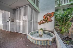 1400 Pennsylvania Ave APT 5, Miami Beach, FL 33139, Sold 09/10/24