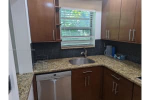 5625 SW 80th St #113b, Miami, FL 33143, Sold 08/07/24