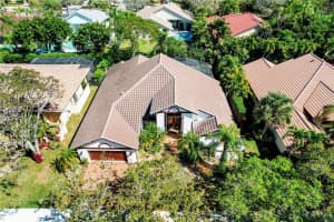 1068 Twin Branch Ln, Weston, FL 33326, Sold 07/08/24