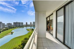 20225 NE 34th Ct APT 2111, Aventura, FL 33180, Sold 07/17/24