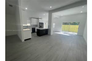 5424 NW 184th St, Miami Gardens, FL 33055, Sold 07/15/24