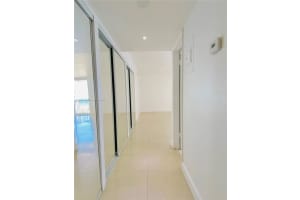 401 Ocean Dr APT 607, Miami Beach, FL 33139, Sold 07/24/24