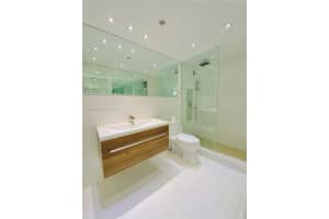 401 Ocean Dr APT 607, Miami Beach, FL 33139, Sold 07/24/24