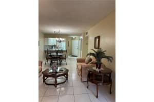 1750 W 46th St APT 330, Hialeah, FL 33012, Sold 06/20/24