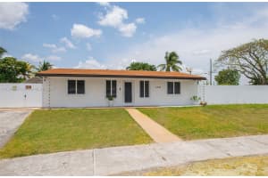 11499 SW 204th St, Miami, FL 33189, Sold 12/06/24