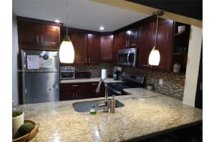 6195 Rock Island Rd APT 305, Tamarac, FL 33319, Sold 09/05/24