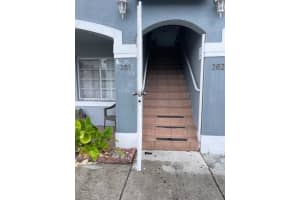 2860 W 80th St Apt 201-7, Hialeah, FL 33018, Sold 08/08/24