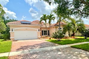 16401 NW 15th St, Pembroke Pines, FL 33028, Sold 10/24/24