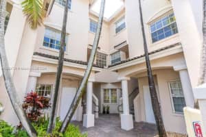 5600 NW 114th Pl APT 209, Doral, FL 33178, Sold 07/12/24