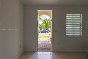 2582 SE 2nd St, Homestead, FL 33033, Sold 09/09/24