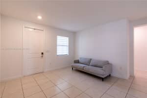 2582 SE 2nd St, Homestead, FL 33033, Sold 09/09/24