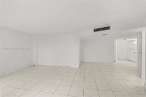 20500 W Country Club Dr APT 202, Aventura, FL 33180, Sold 06/27/24