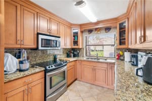 6554 NW 172nd Ln, Hialeah, FL 33015, Sold 06/28/24