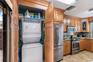 6554 NW 172nd Ln, Hialeah, FL 33015, Sold 06/28/24