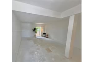 9357 Fontainebleau Blvd APT D309, Miami, FL 33172, Sold 07/05/24