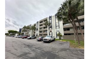 10000 NW 80th Ct APT 2509, Miami Lakes, FL 33016, Sold 09/13/24