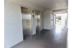 4800 Hillcrest Ln APT 510, Hollywood, FL 33021, Sold 11/14/24