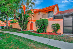11273 SW 11th St, Pembroke Pines, FL 33025, Sold 09/19/24