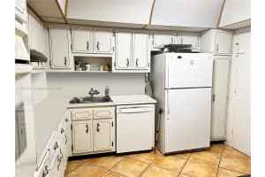 1001 91st St APT 504, Bay Harbor Islands, FL 33154, Sold 08/30/24