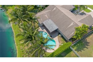 8561 SW 30th St, Davie, FL 33328, Sold 07/19/24