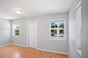 421 NW 106th St, Miami, FL 33150, Sold 11/07/24