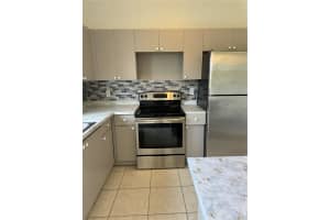1636 SE 30th St, Homestead, FL 33035, Sold 07/16/24