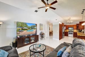 19721 NW 8th St, Pembroke Pines, FL 33029, Sold 10/15/24