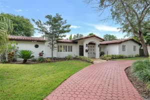 16715 SW 83rd Ave, Palmetto Bay, FL 33157, Sold 11/18/24