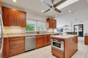 16715 SW 83rd Ave, Palmetto Bay, FL 33157, Sold 11/18/24