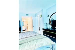 210 174th St APT 707, Sunny Isles Beach, FL 33160, Sold 01/16/25