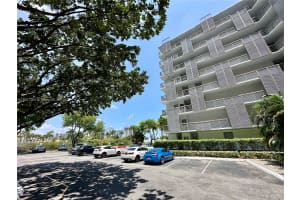 3475 N Country Club Dr APT 412, Aventura, FL 33180, Sold 01/13/25