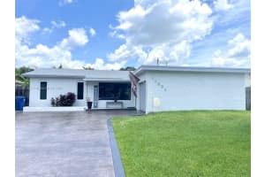 11631 NW 29th St, Sunrise, FL 33323, Sold 08/06/24
