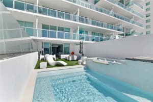 400 Sunny Isles Blvd # 605, Sunny Isles Beach, FL 33160, Sold 04/03/25