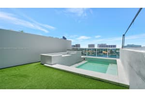 400 Sunny Isles Blvd # 605, Sunny Isles Beach, FL 33160, Sold 04/03/25