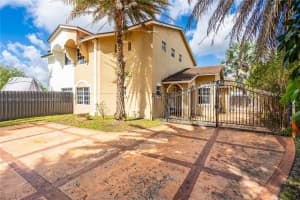 20020 E Oakmont Cir, Hialeah, FL 33015, Sold 07/05/24