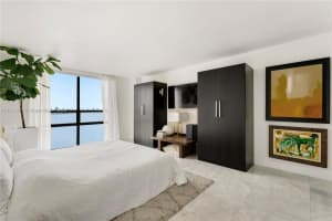 1450 Brickell Bay Dr APT 1902, Miami, FL 33131, Sold 08/07/24