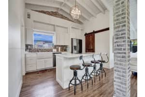 205 S 56th Terrace, Hollywood, FL 33023, Sold 08/20/24
