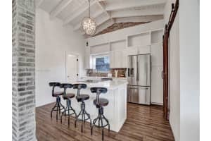 205 S 56th Terrace, Hollywood, FL 33023, Sold 08/20/24