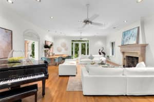 185 Cocoplum Rd, Coral Gables, FL 33143, Sold 08/05/24