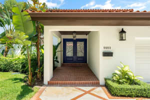5551 San Vicente St, Coral Gables, FL 33146, Sold 10/01/24