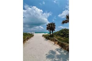 2899 Collins Ave APT 602, Miami Beach, FL 33140, Sold 10/16/24
