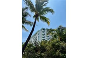 2899 Collins Ave APT 602, Miami Beach, FL 33140, Sold 10/16/24