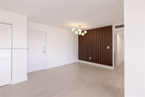 9400 W Flagler St APT 413, Miami, FL 33174, Sold 04/11/25