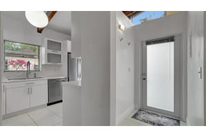 304 Briarwood Cir #4-15, Hollywood, FL 33024, Sold 07/24/24