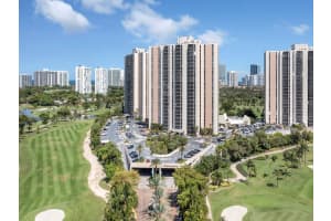 20379 W Country Club Dr APT 739, Aventura, FL 33180, Sold 07/03/24